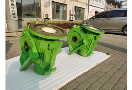 轎車輪胎硫化機(jī)減速機(jī)
